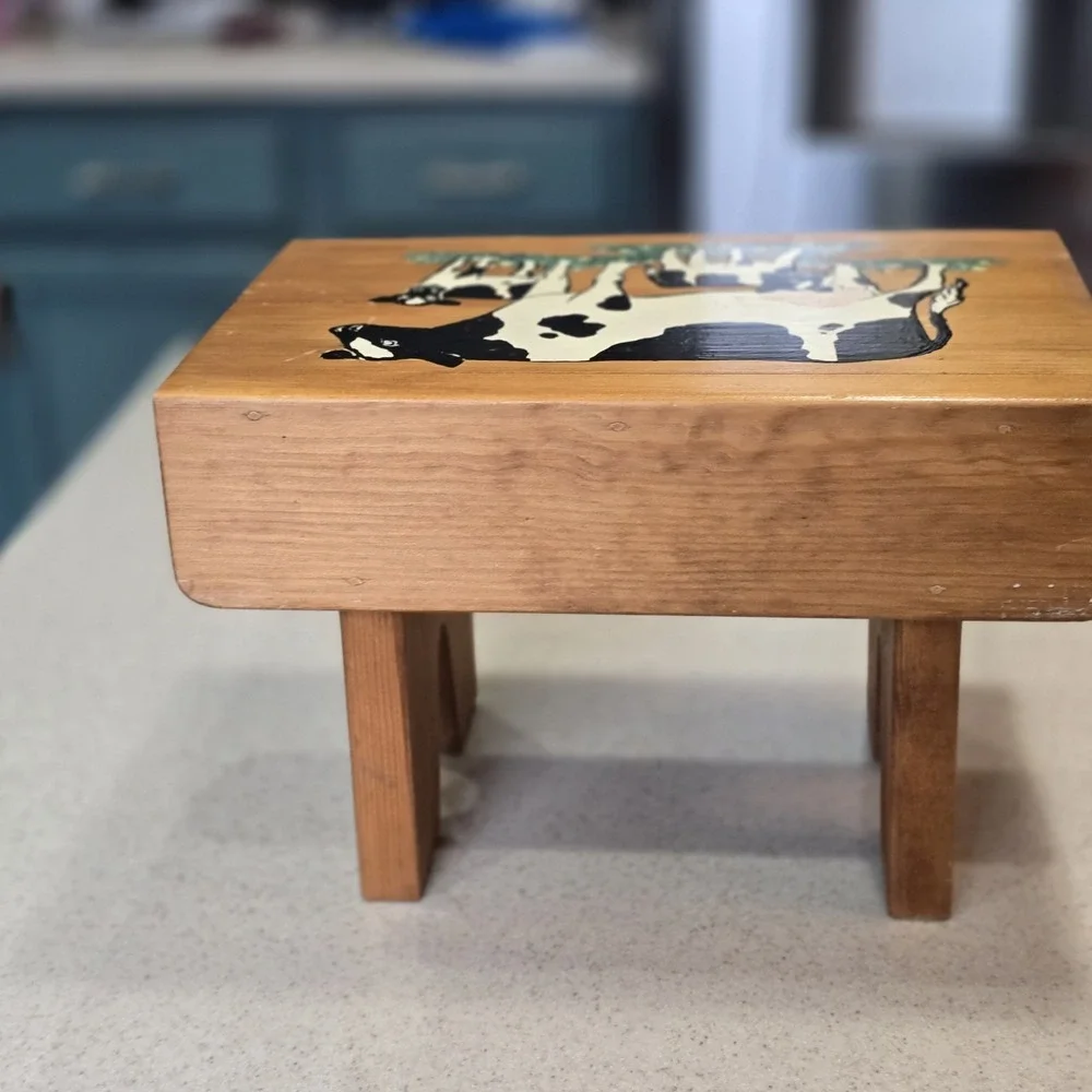 Sweet Country Farm Kitchen vintage Stool Hand Painted Cows Momma Babies